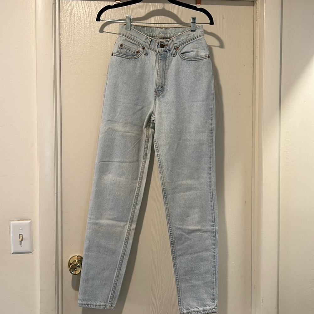 Ladies vintage Levi jeans slim fit high waisted - Picture 3 of 9